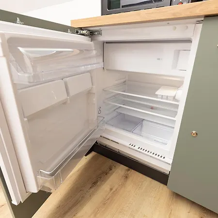 New, Quiet Close To Basel *