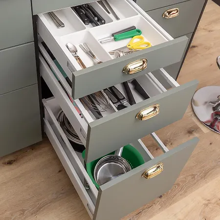 New, Quiet Close To Basel Сен-Луи