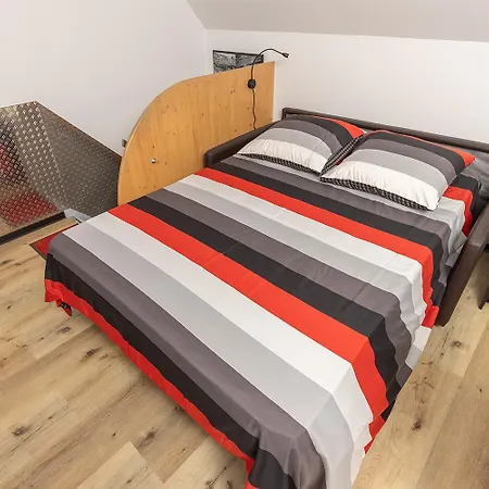 New, Quiet Close To Basel Apartament