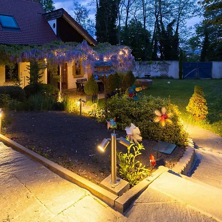 Quiet Private - Personal Welcome - Basel Apartment