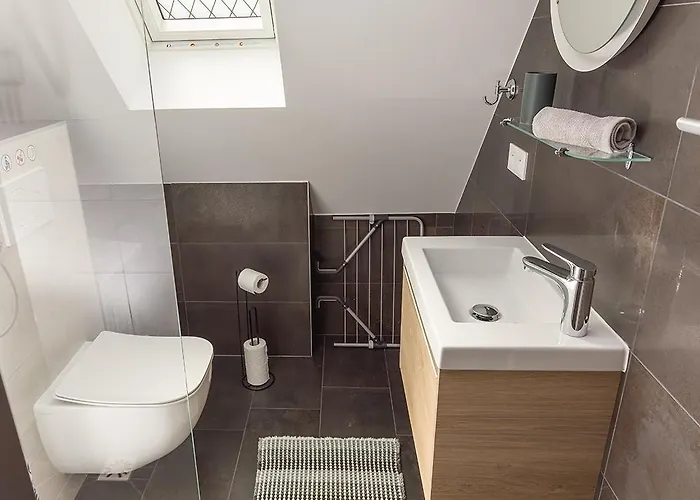 Quiet Private - Personal Welcome - Basel Apartmán *